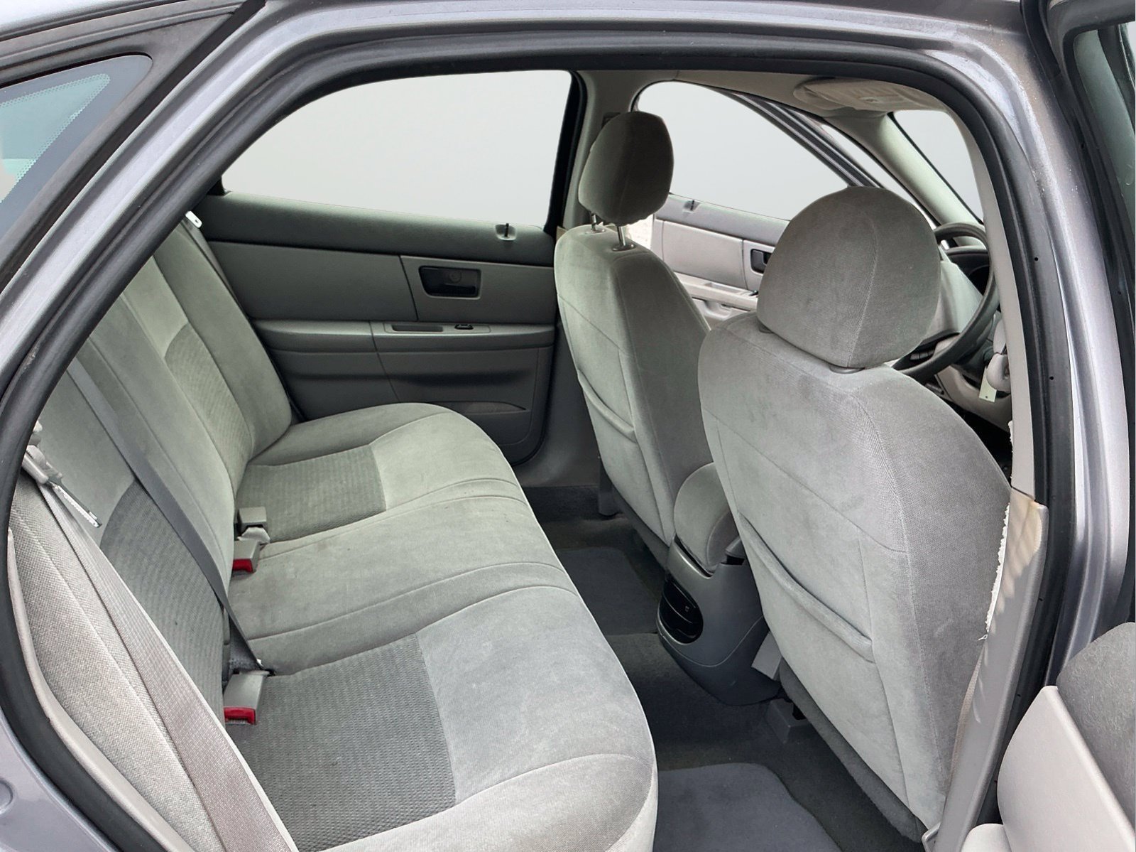 Used 2007  Ford SE image 14