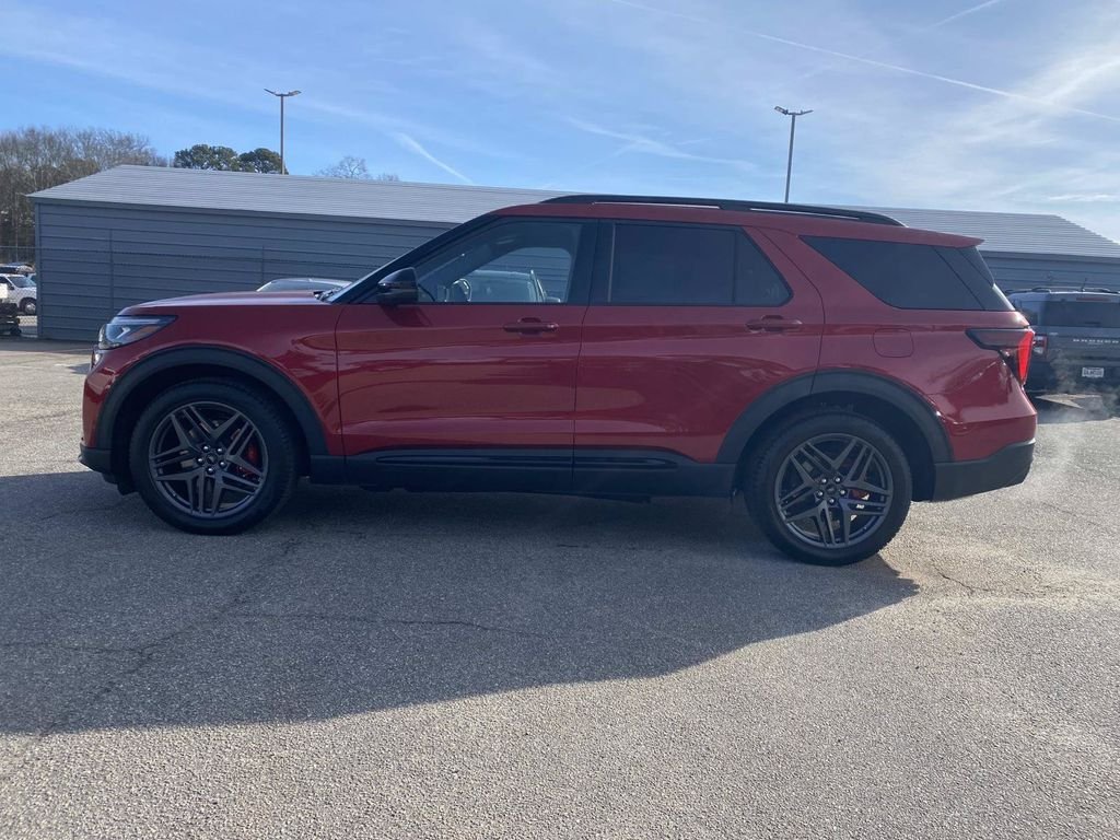 New 2026 Rapid Red Metallic Tinted Clearcoat Ford ST image 6
