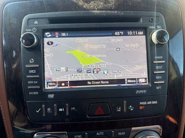 Used 2015 White Chevrolet LTZ image 16