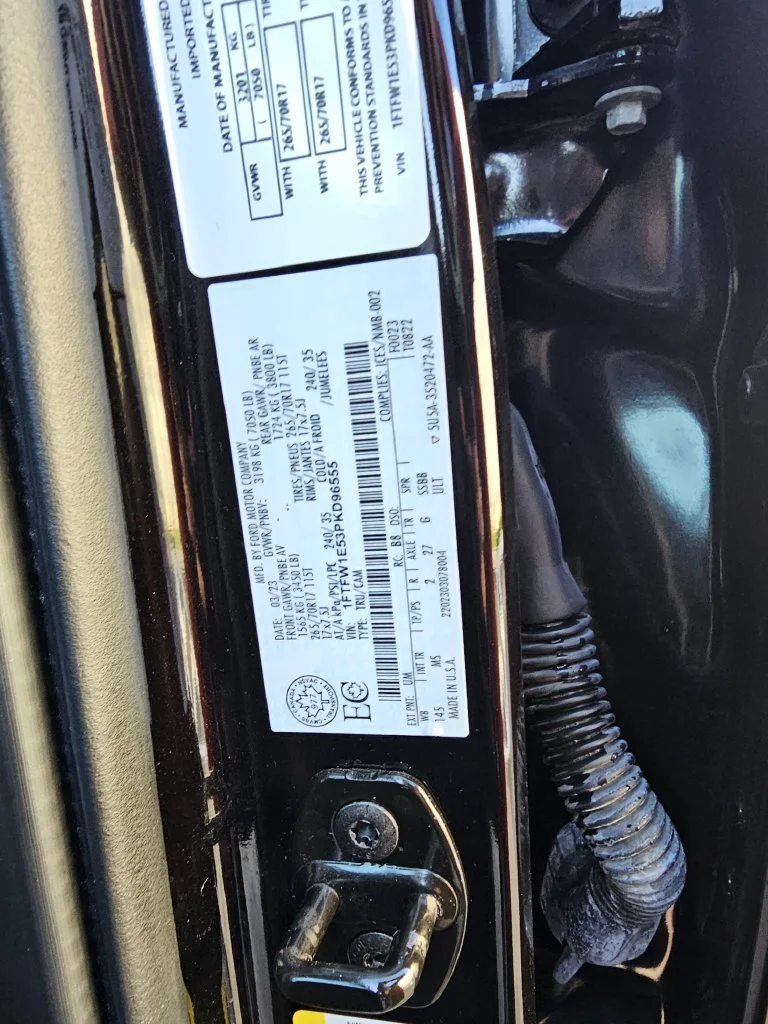 Used 2023 Black Ford XLT image 28
