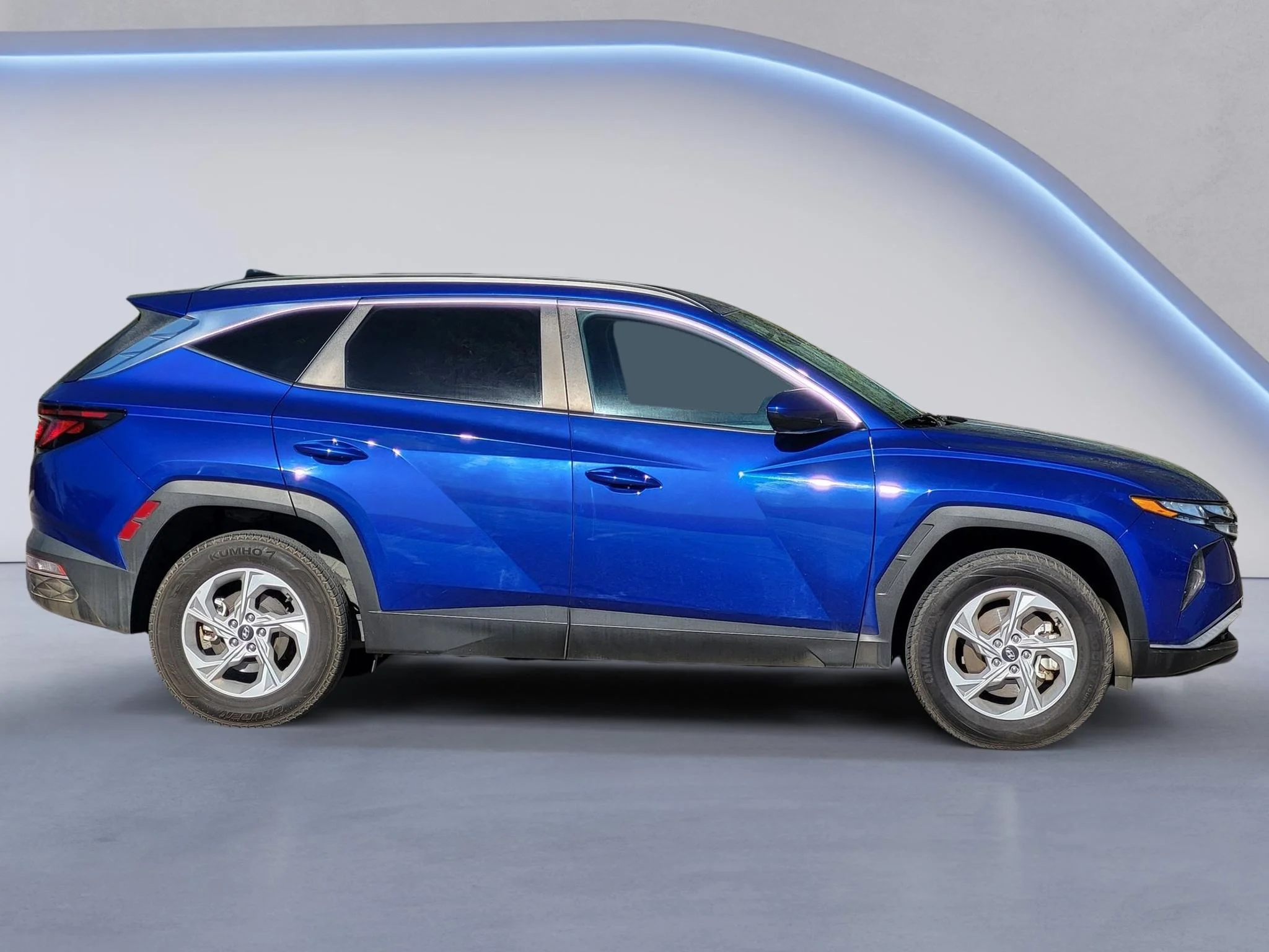 Used 2024 Intense Blue Hyundai SEL image 4
