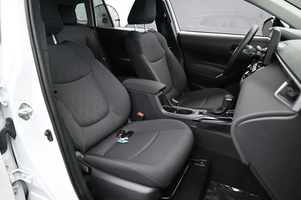 Used 2024 Pearl Toyota LE image 44
