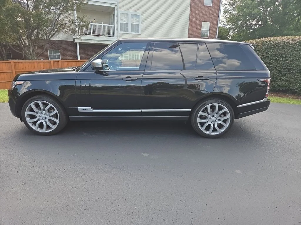 Used 2017 Black Land Rover 5.0L V8 Supercharged image 2