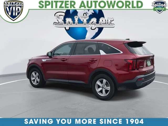 Used 2022 Red Kia LX image 7