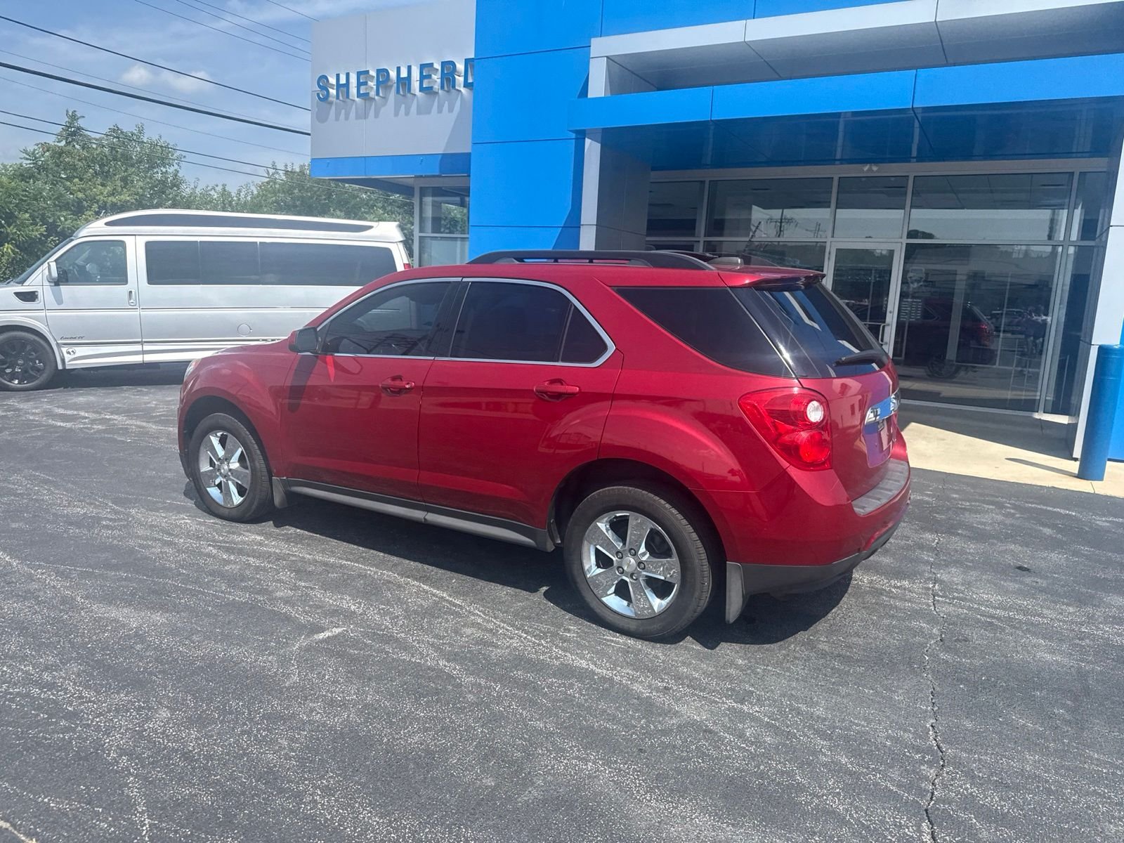 Used 2015 Red Chevrolet LT image 5
