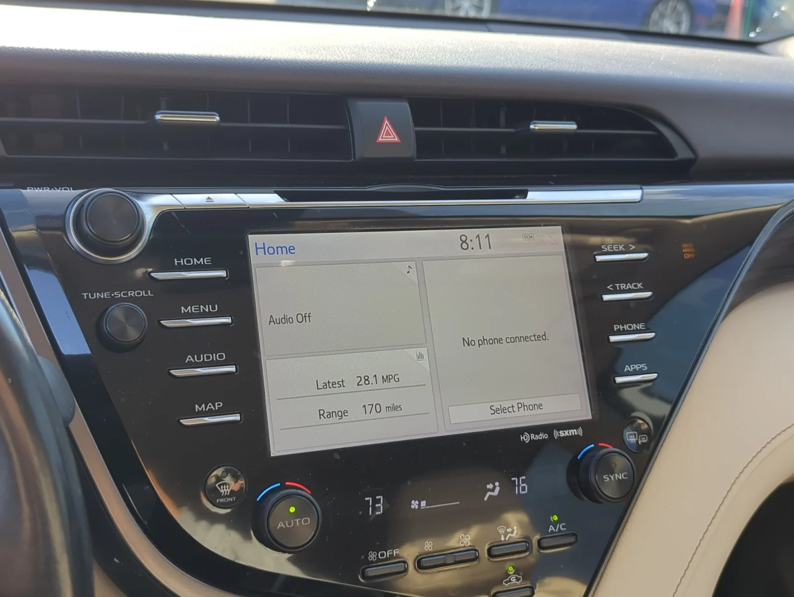 Used 2019 Super White Toyota XLE image 19