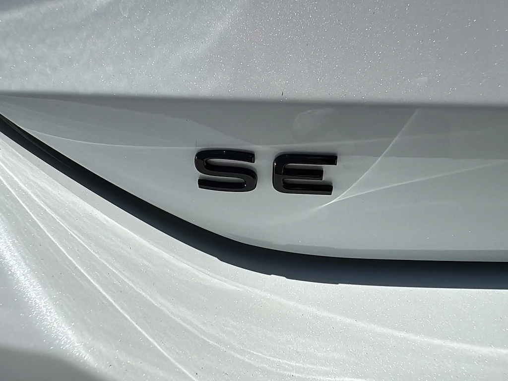 New 2026 Opal White Pearl Volkswagen SE R-Line Black FWD image 14