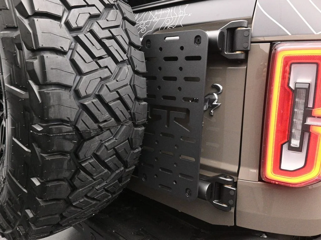New 2025 Marsh Gray Ford Badlands image 27