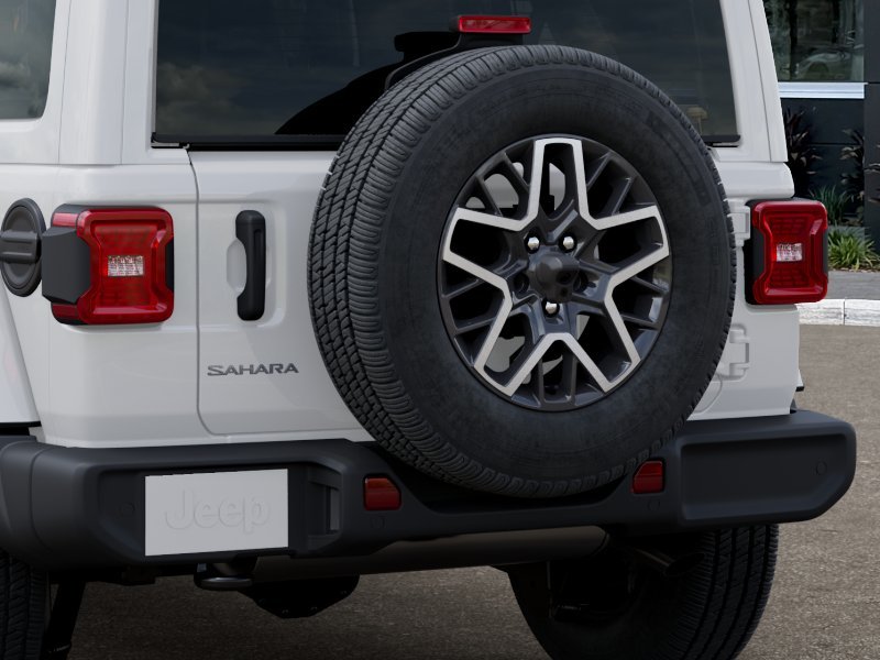 New 2026 Bright White Clear-Coat Exterior Paint Jeep Sahara image 45