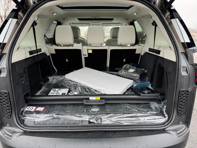 Certified Used 2025 Brown Land Rover S image 10