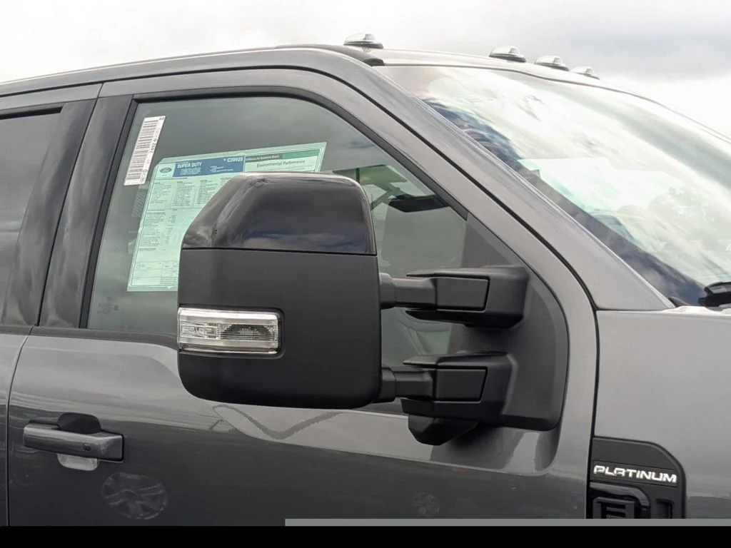 2026 Ford F-250 Super Duty Platinum - Photo 12
