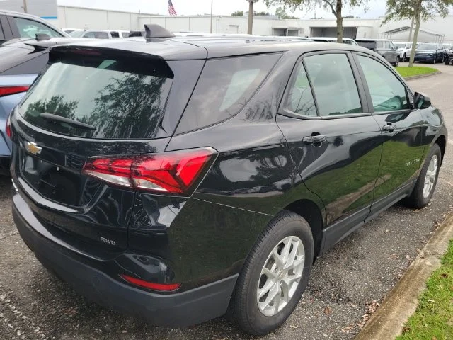 2023 Chevrolet Equinox LS - Photo 6