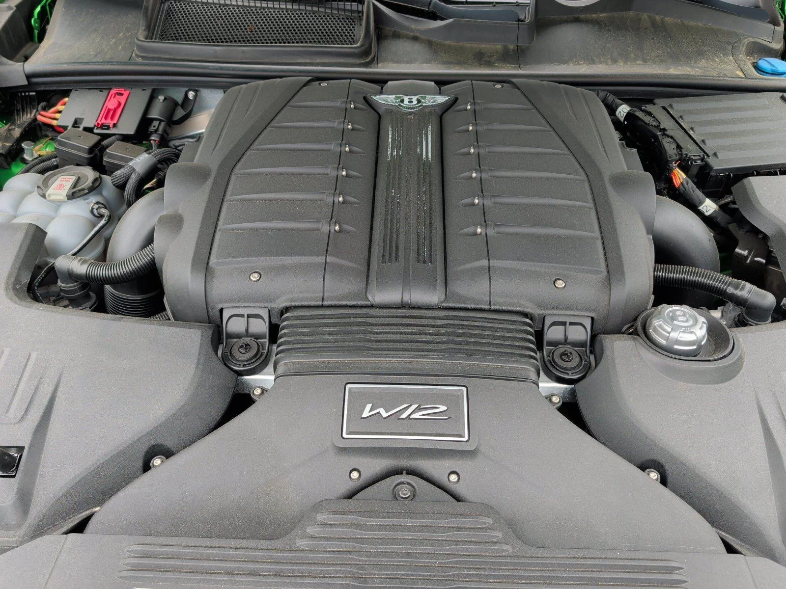 Used 2021 Apple Green Bentley Speed image 18