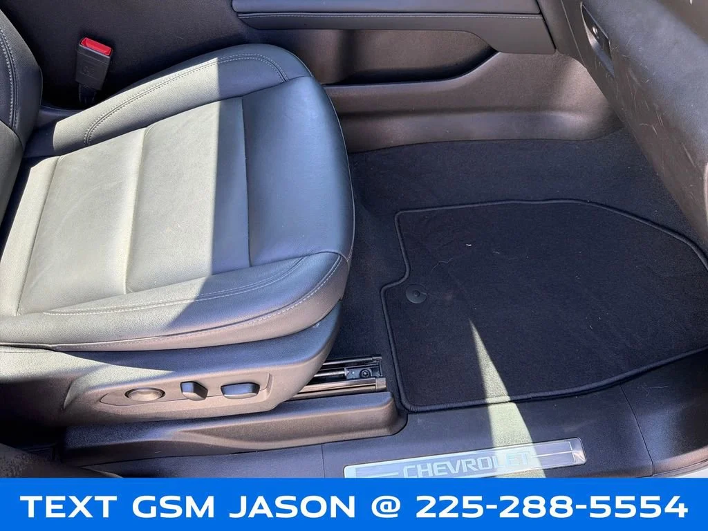 Used 2022 Summit White Chevrolet Z71 image 49