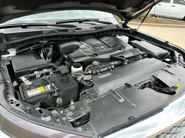 Used 2024 Gray INFINITI LUXE image 28