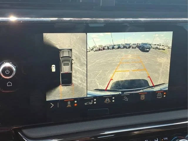 Used 2024 Summit White GMC AT4 image 7