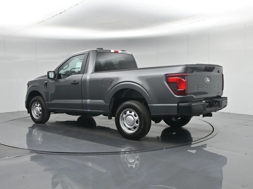 New 2026 Gray Ford XL image 6