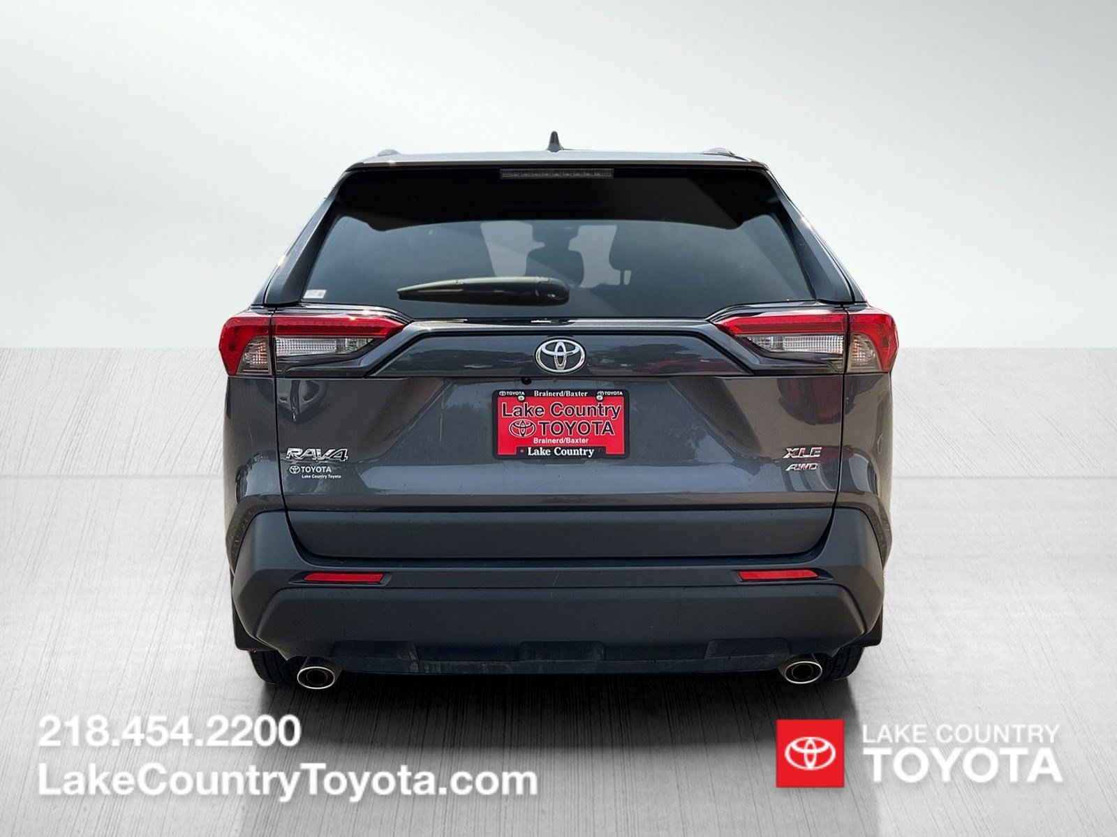 Used 2023 Gray Toyota XLE image 4