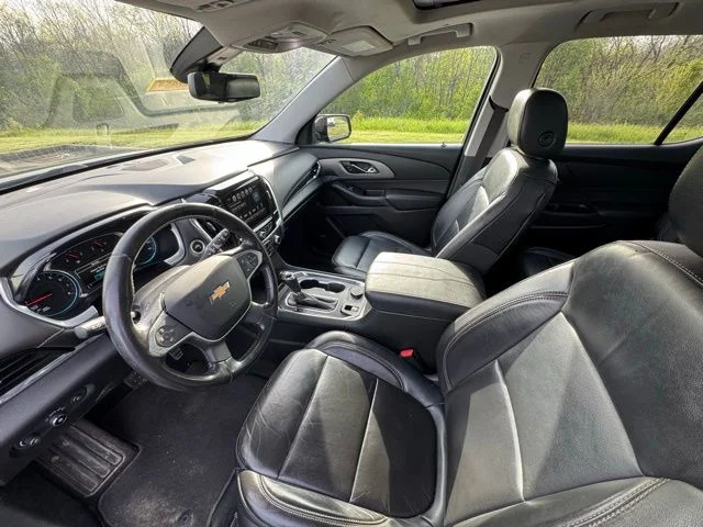 Used 2018 Black Currant Chevrolet 3LT image 12