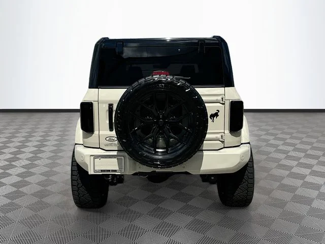 New 2026 Desert Sand Ford Outer Banks / LIFTED WHEELS & TIRES image 5