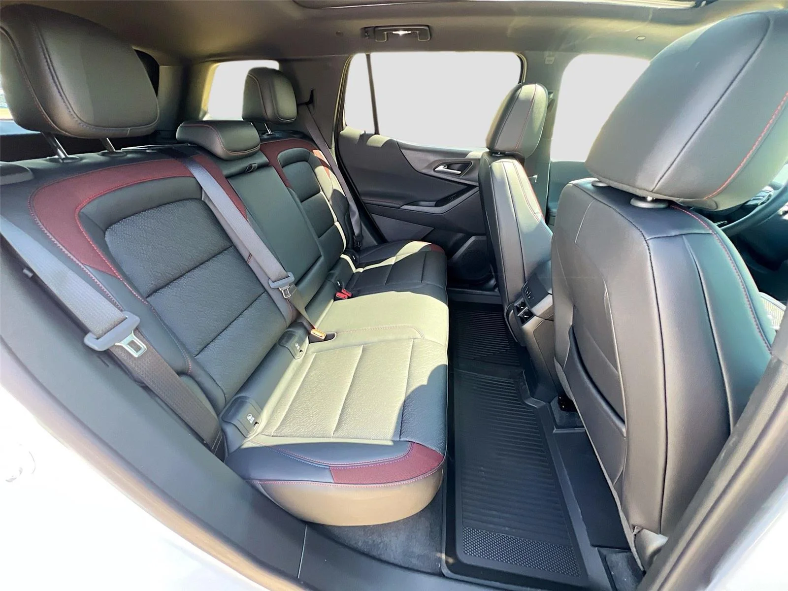 2026 Chevrolet Equinox RS - Photo 28
