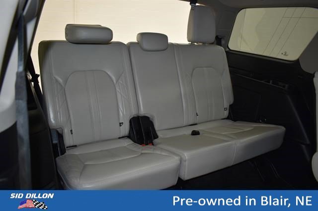 Used 2020 Star White Metallic Tri-Coat Ford Platinum image 11
