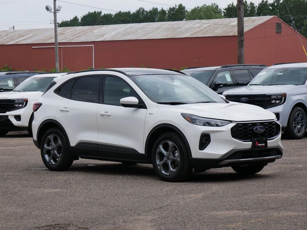 Used 2025 White Ford ST-Line Select image 1