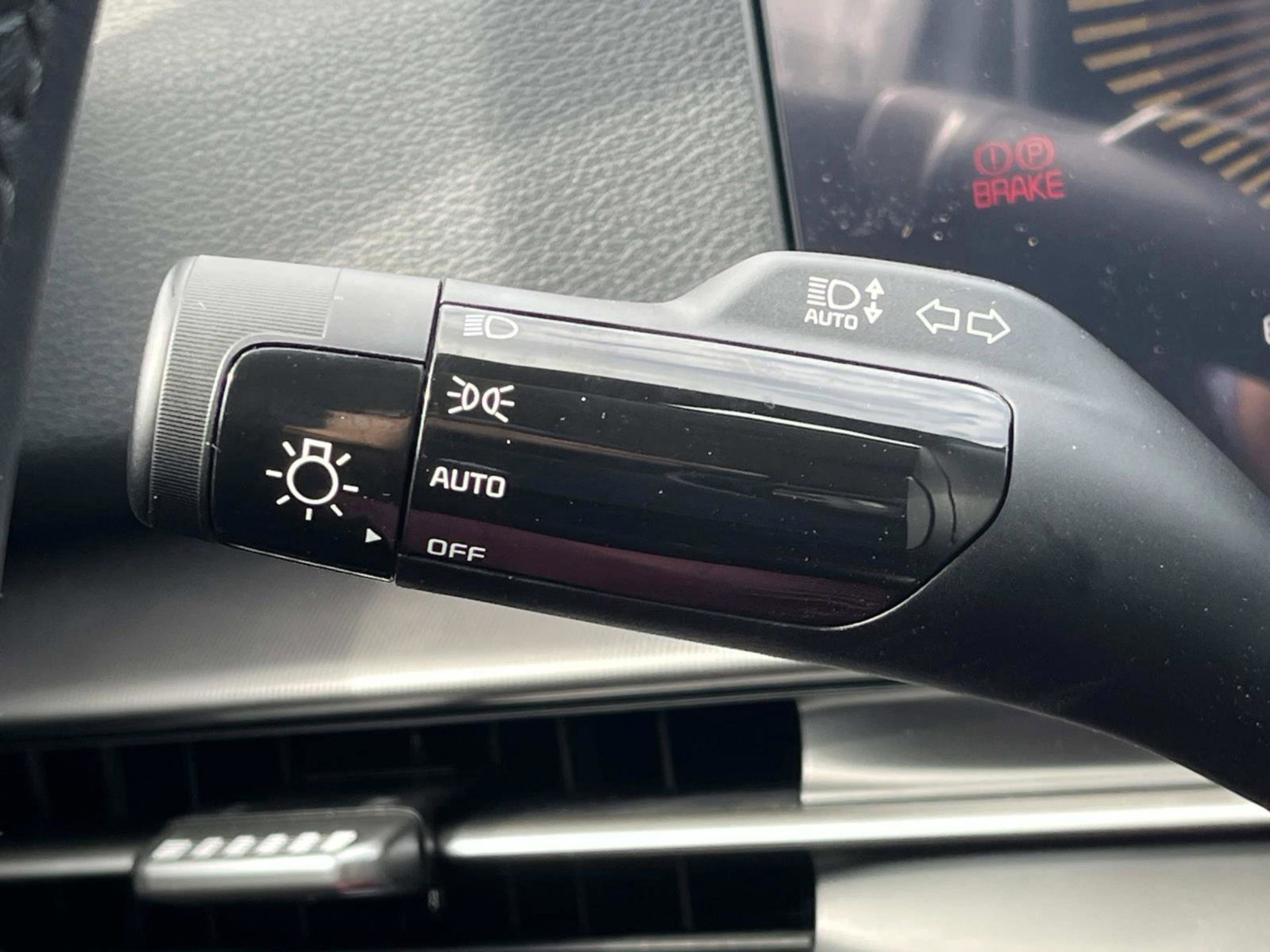 New 2026 Wolf Gray Kia EX image 36