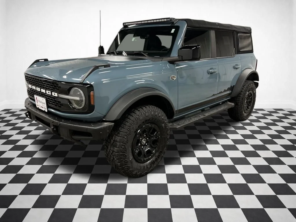 Used 2021 Blue Ford Wildtrak image 4