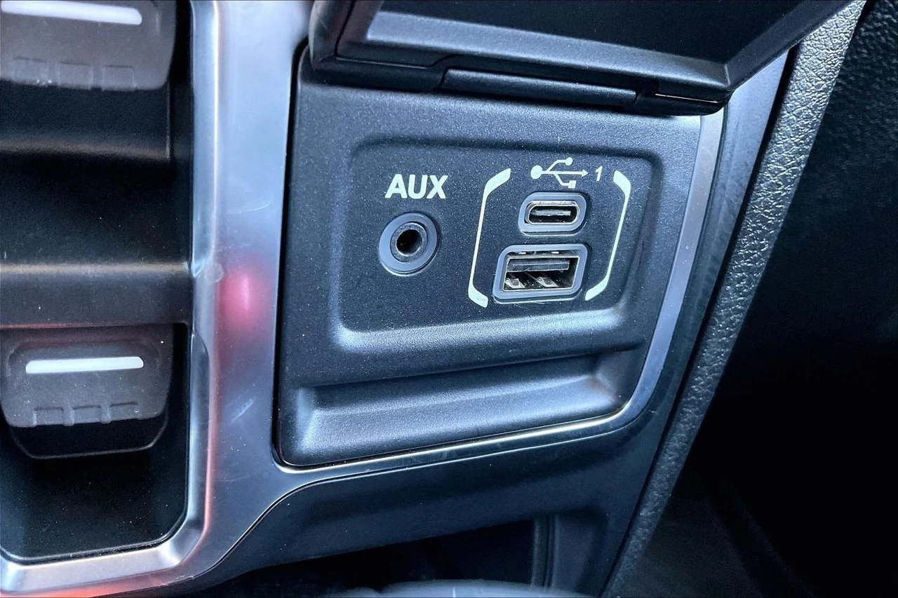 Certified Used 2025 Blue Jeep Sahara image 16