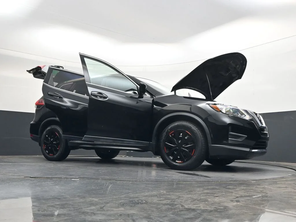 Used 2020 Black Nissan S image 53