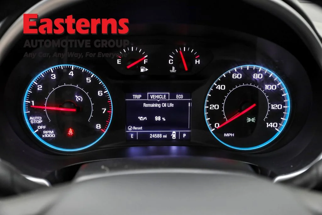 Used 2022 White Chevrolet RS image 18