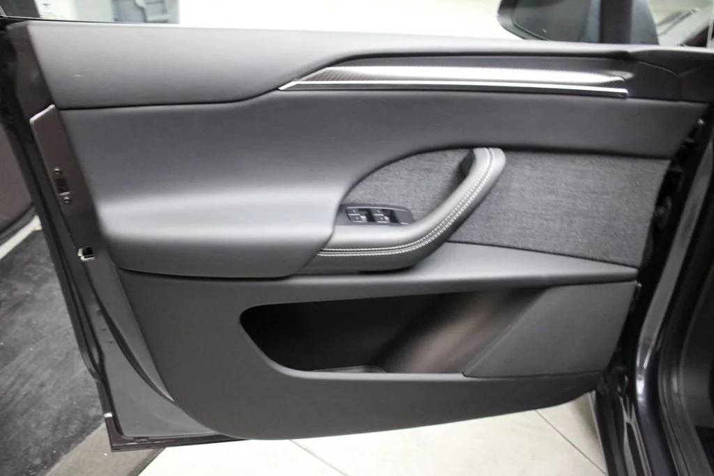Used 2022 Solid Black Tesla Plaid image 6