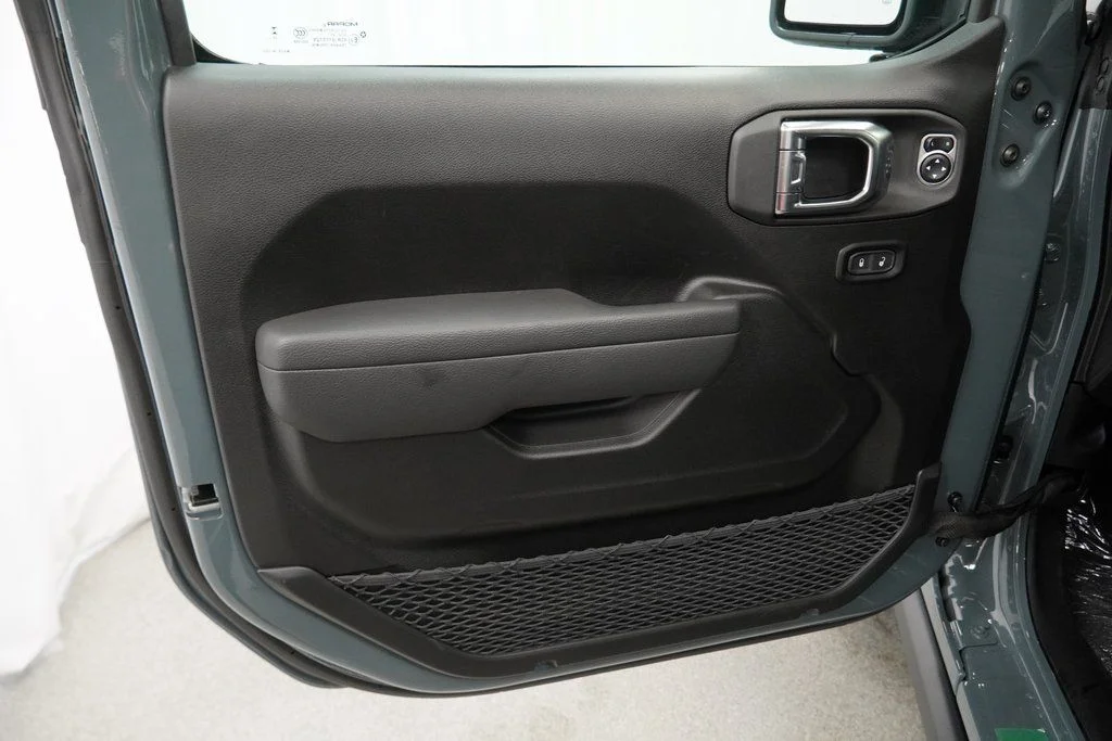2026 Jeep Wrangler 2-Door Willys - Photo 27