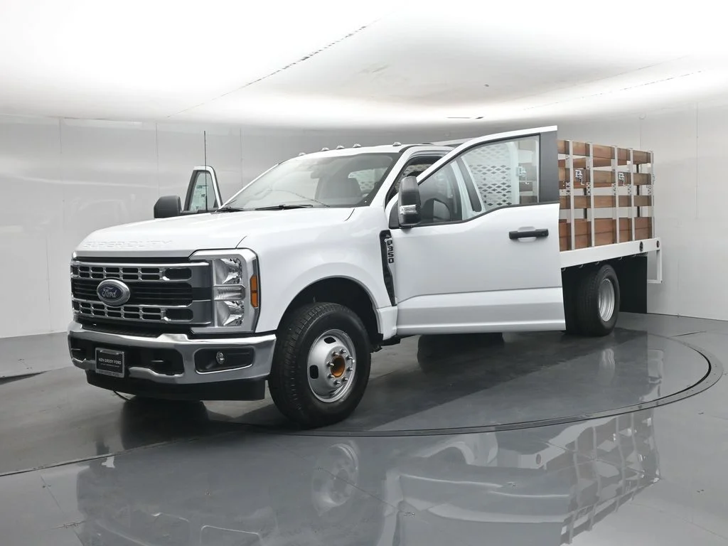 New 2026 White Ford XL image 25