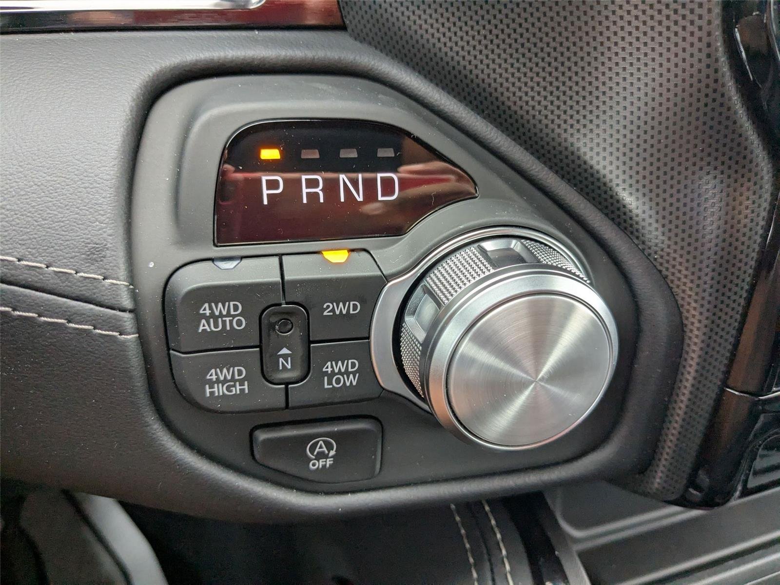 2026 RAM 1500 Limited - Photo 23