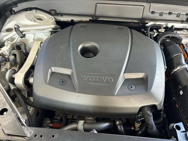 Certified Used 2025 White Volvo T8 Plus image 27
