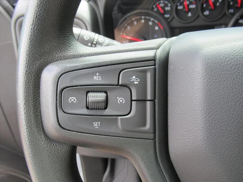 Used 2024 Gray Chevrolet Custom image 21