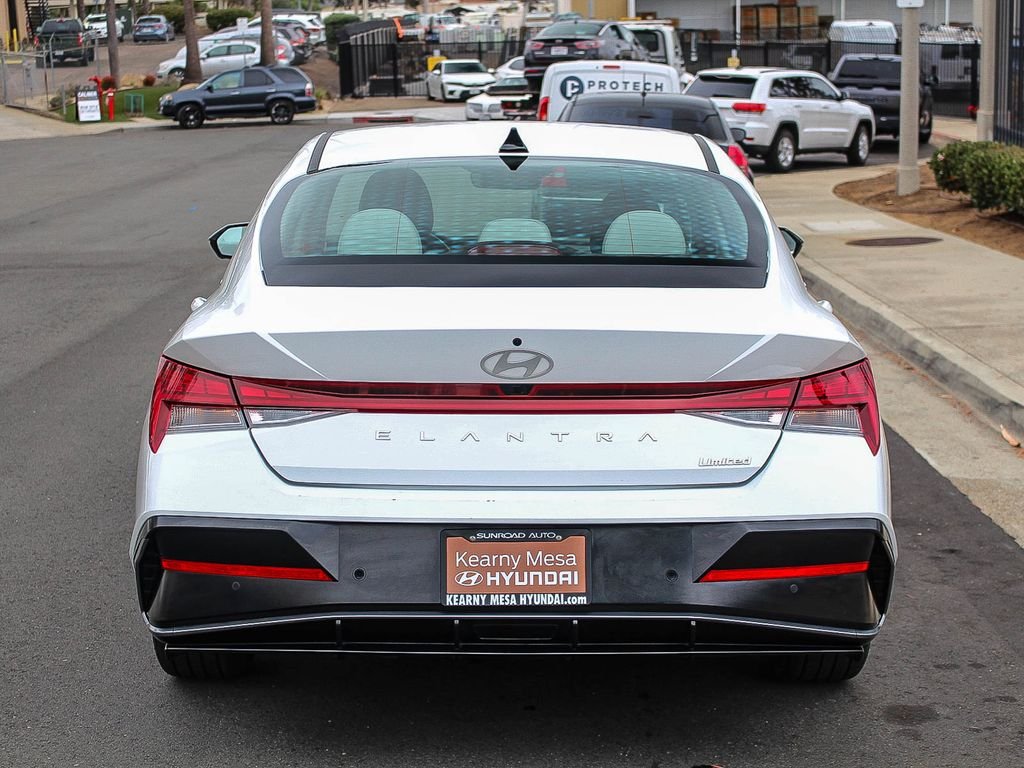 Used 2024 White Hyundai Limited image 7