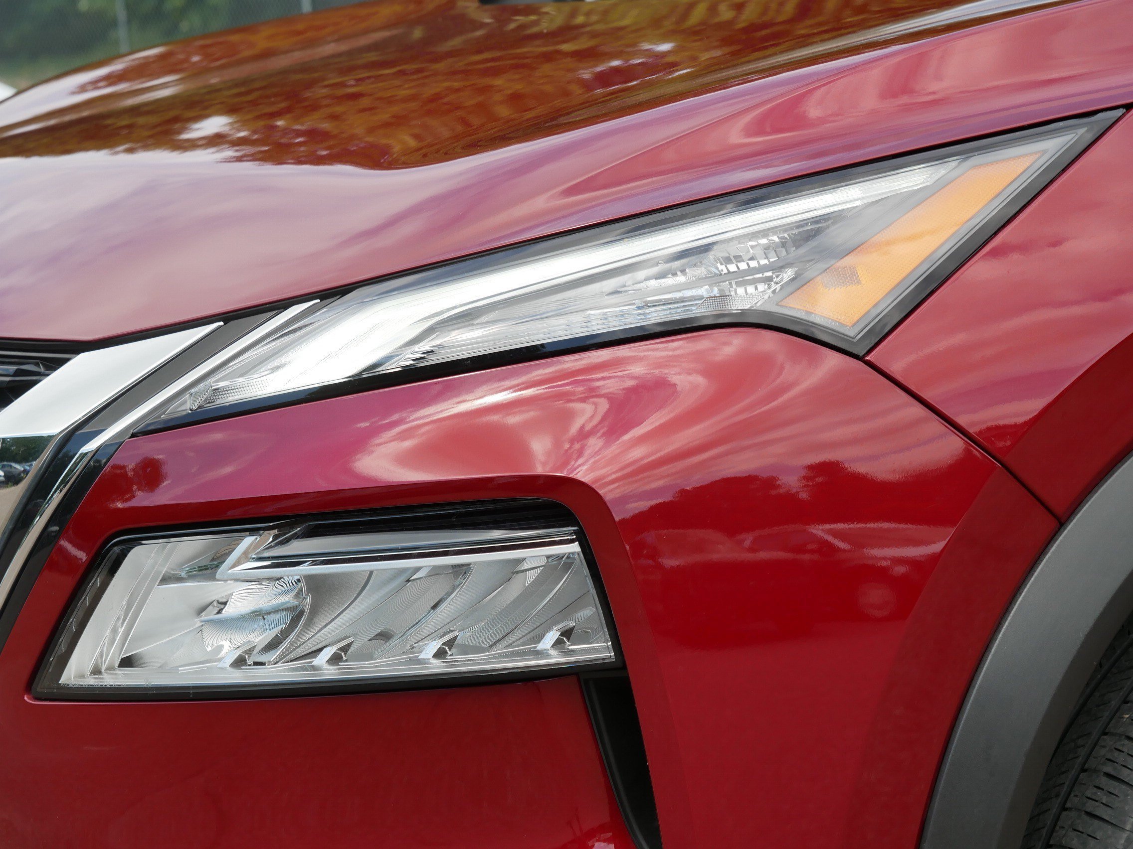 Certified Used 2023 Scarlet Ember Tintcoat Nissan SV image 16