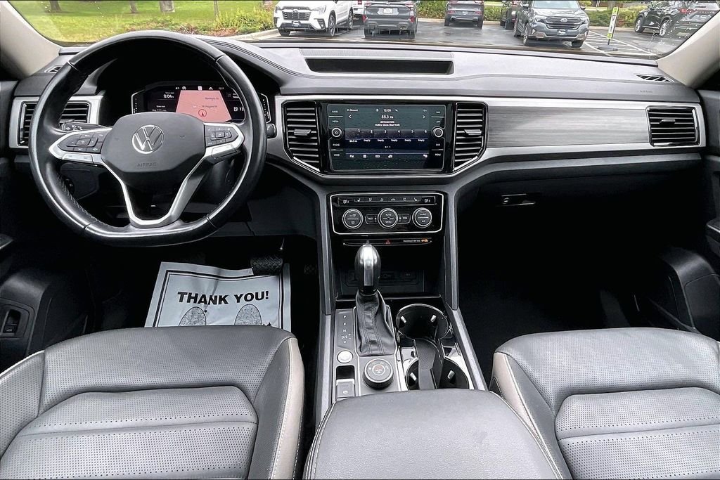 Used 2021 Gray Volkswagen SEL Premium image 18