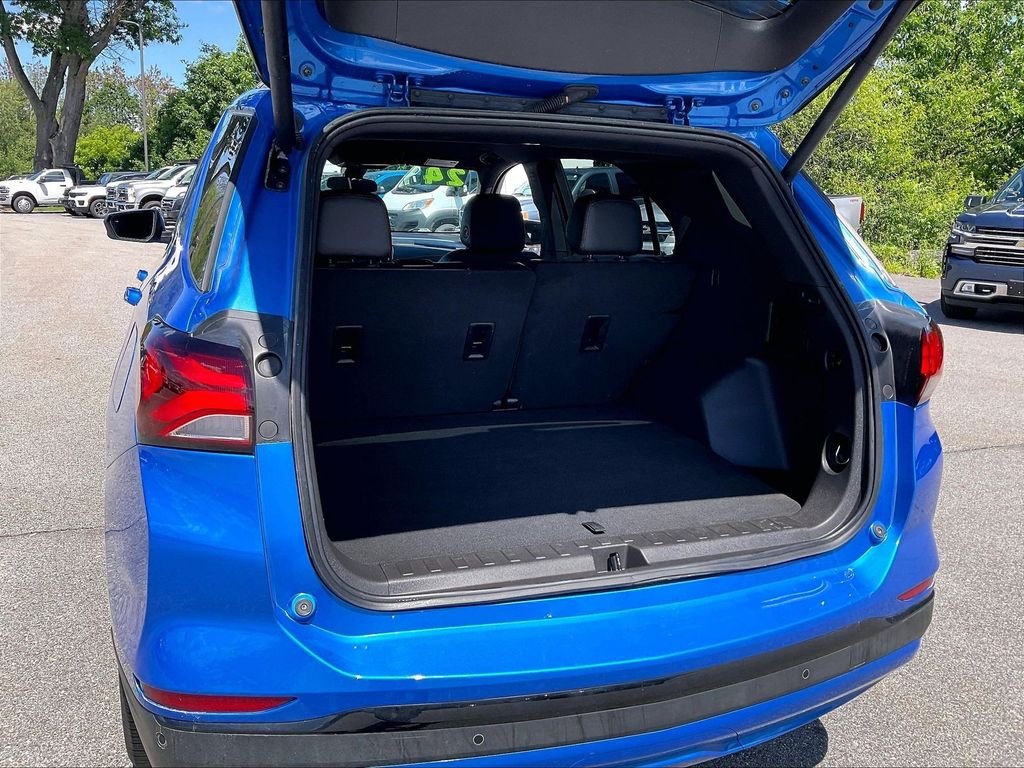 Used 2024 Riptide Blue Metallic Chevrolet RS image 34