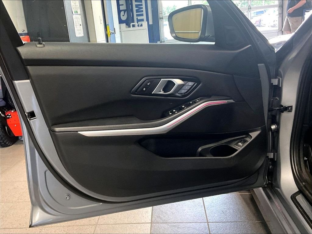 Used 2025 Gray BMW 330i xDrive image 9