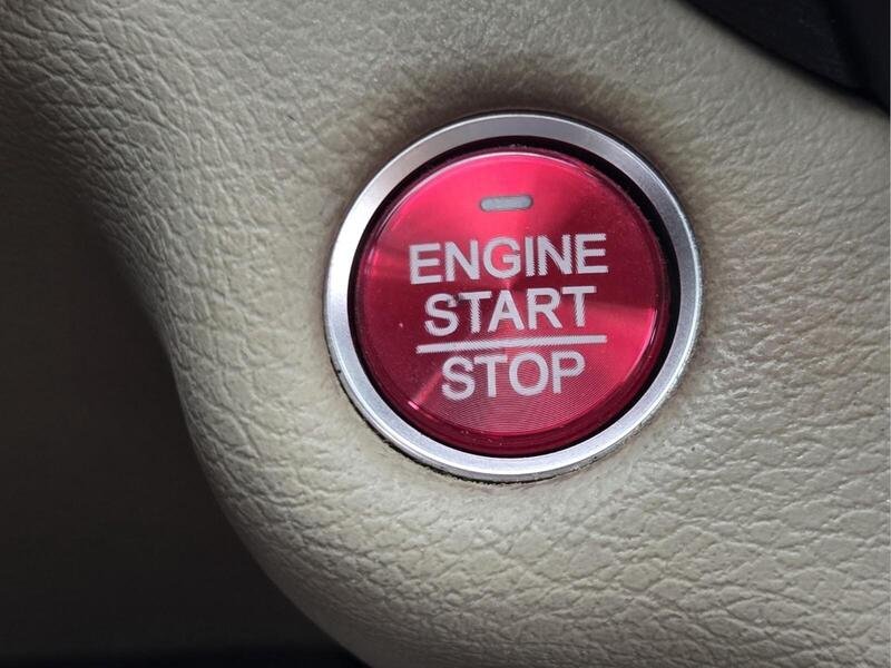 Used 2020 Platinum White Pearl Acura FWD 7-PASSENGER image 30