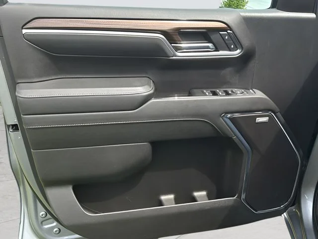 Used 2024 Gray Chevrolet RST image 15