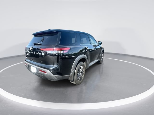 Used 2023 Black Nissan S image 7