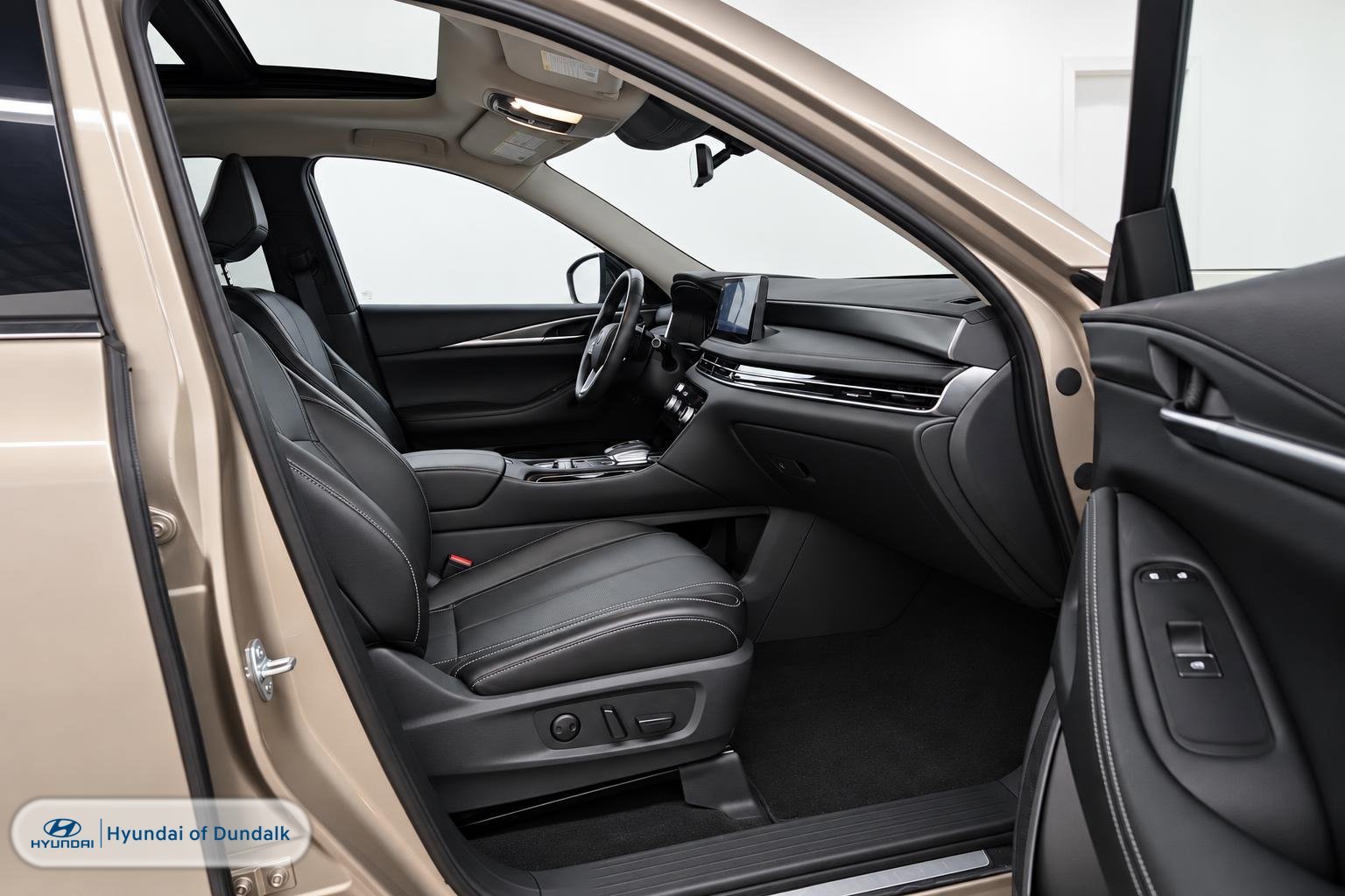 Used 2024 Beige INFINITI LUXE image 12