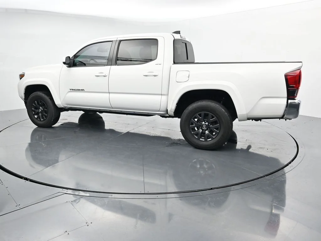 Used 2023 White Toyota SR5 image 4