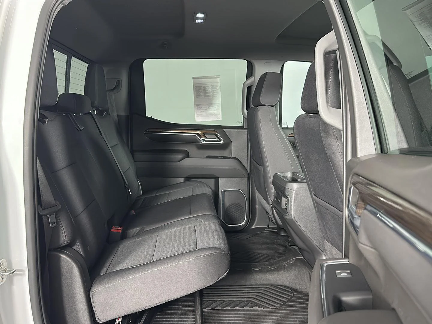 Used 2022 Summit White Chevrolet LT Trail Boss image 28