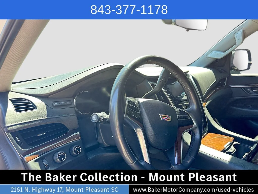 Used 2020 Crystal White Tricoat Cadillac Premium Luxury image 9